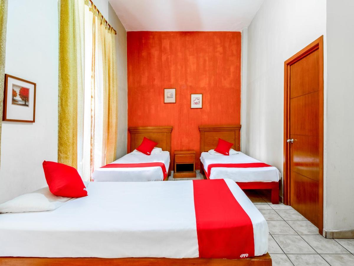 Oyo Hotel Posada Garibaldi Guadalajara Eksteriør bilde