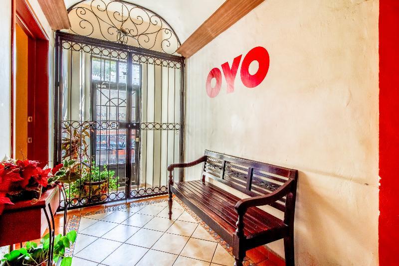 Oyo Hotel Posada Garibaldi Guadalajara Eksteriør bilde