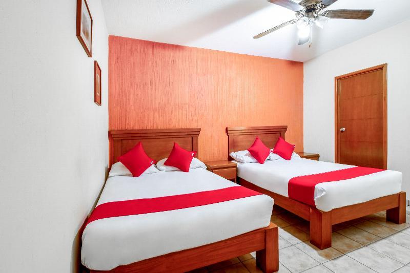 Oyo Hotel Posada Garibaldi Guadalajara Eksteriør bilde