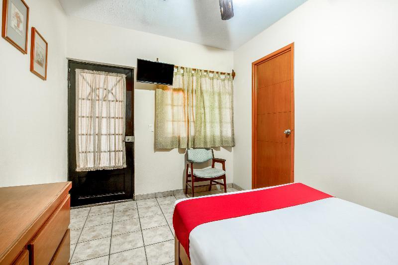 Oyo Hotel Posada Garibaldi Guadalajara Eksteriør bilde
