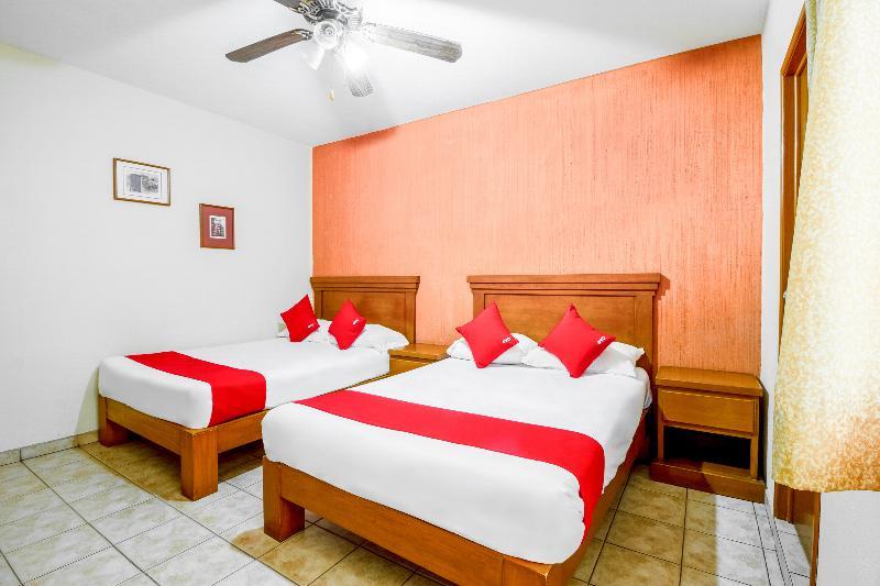 Oyo Hotel Posada Garibaldi Guadalajara Eksteriør bilde