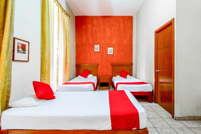 Oyo Hotel Posada Garibaldi Guadalajara Eksteriør bilde