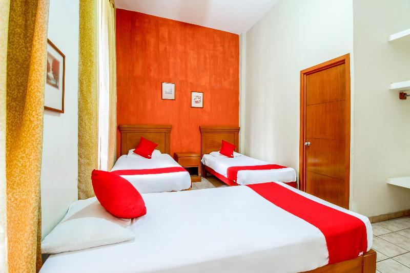 Oyo Hotel Posada Garibaldi Guadalajara Eksteriør bilde