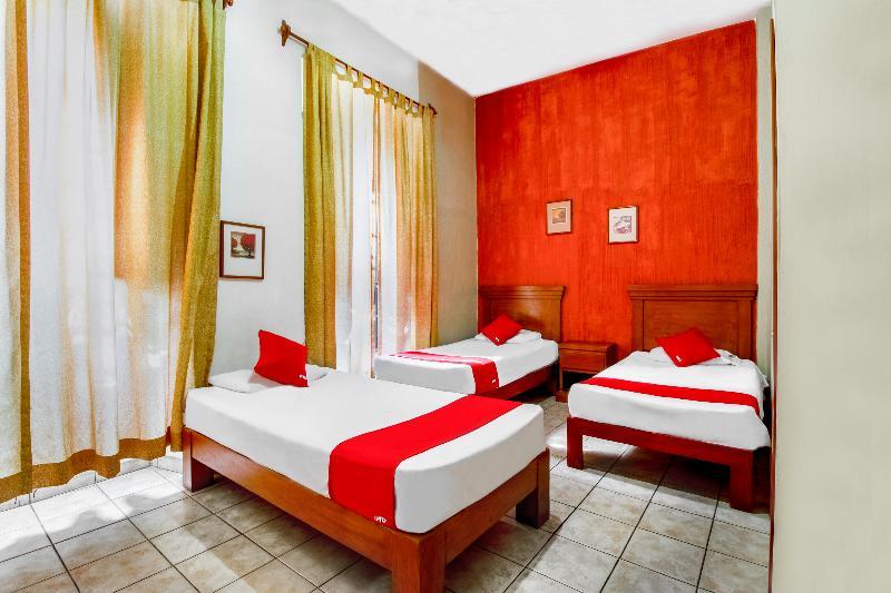 Oyo Hotel Posada Garibaldi Guadalajara Eksteriør bilde